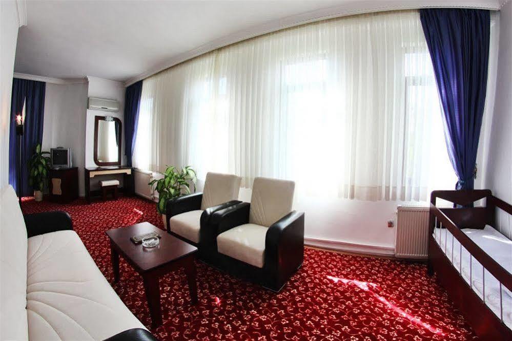 Altinoez Hotel 内夫谢希尔 外观 照片